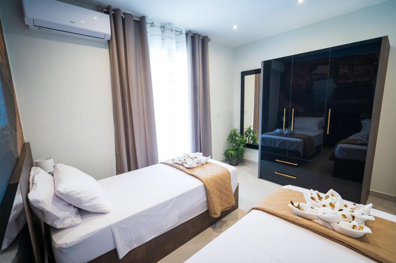 Red Rose Apartment Marsalforn Ngoại thất bức ảnh