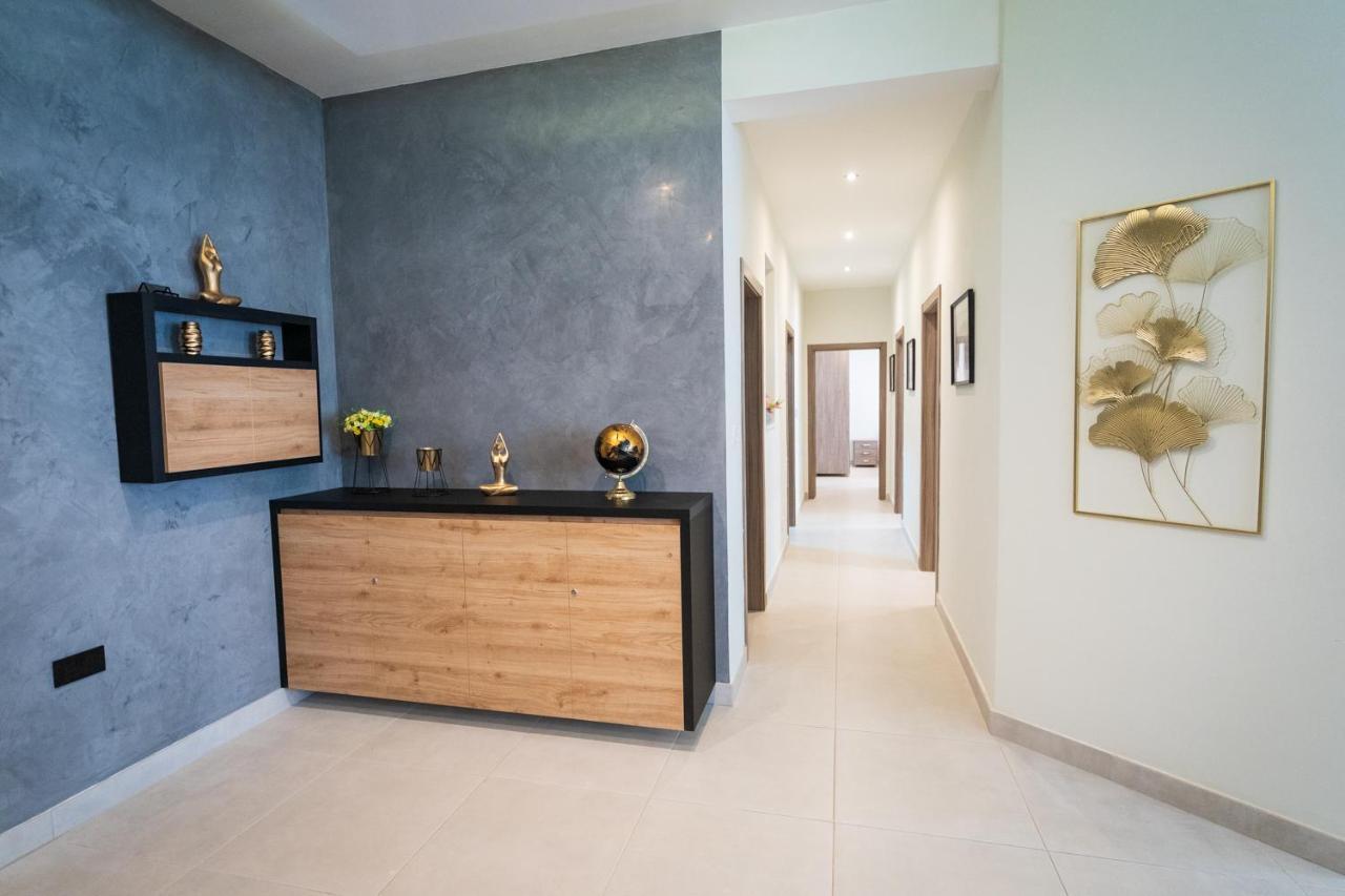 Red Rose Apartment Marsalforn Ngoại thất bức ảnh