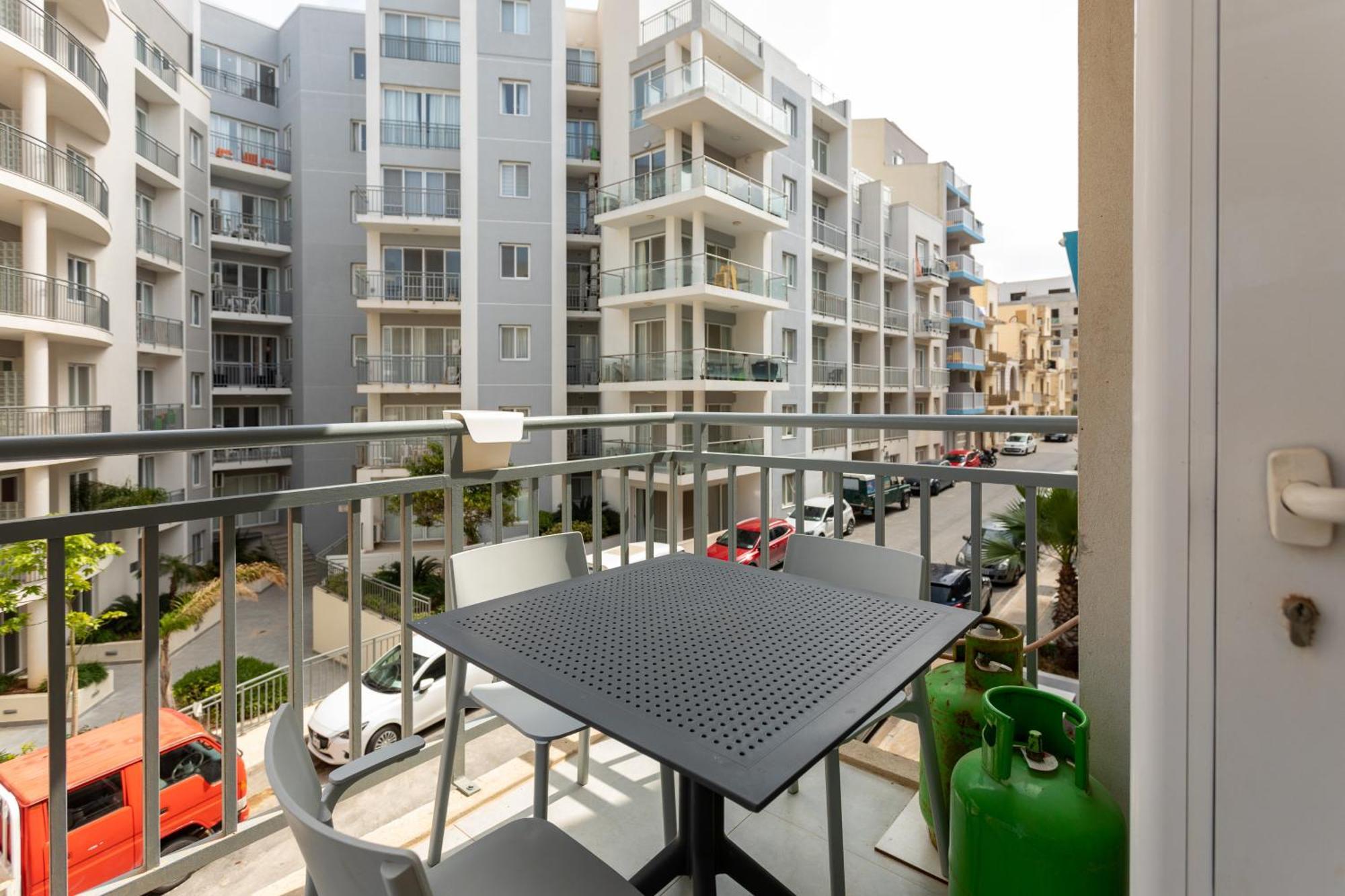 Red Rose Apartment Marsalforn Ngoại thất bức ảnh