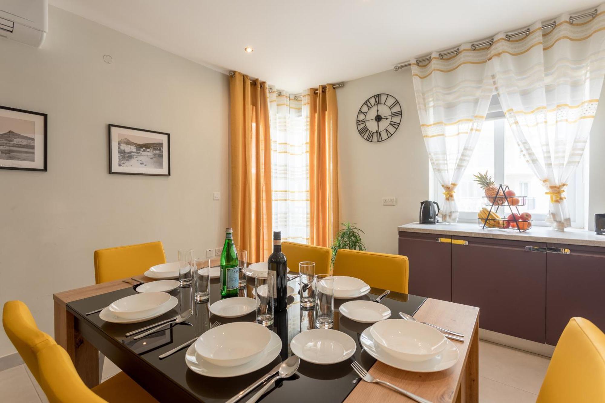 Red Rose Apartment Marsalforn Ngoại thất bức ảnh